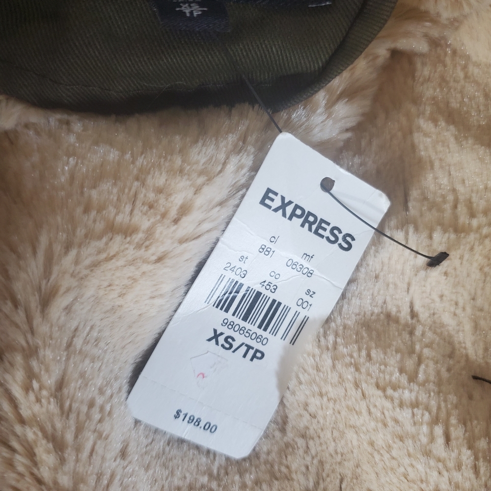 New express jacket - Picture 8 of 16